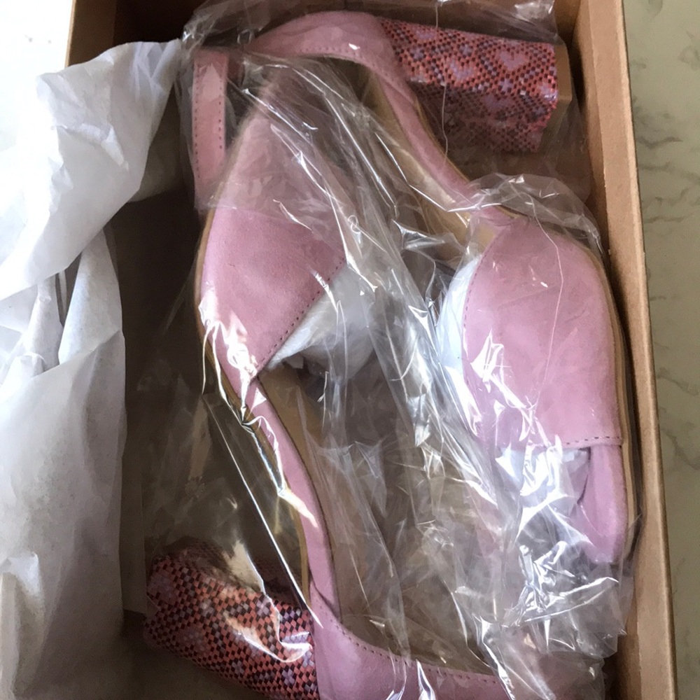 Brand New Anthropologie Christie Printed Heels - Picture 6 of 6
